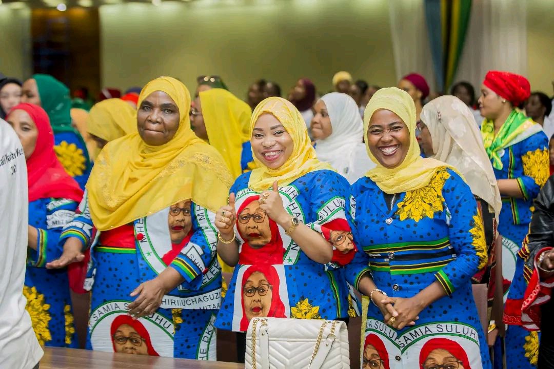 President Hussein Ali Mwinyi President Hussein Ali Mwinyi