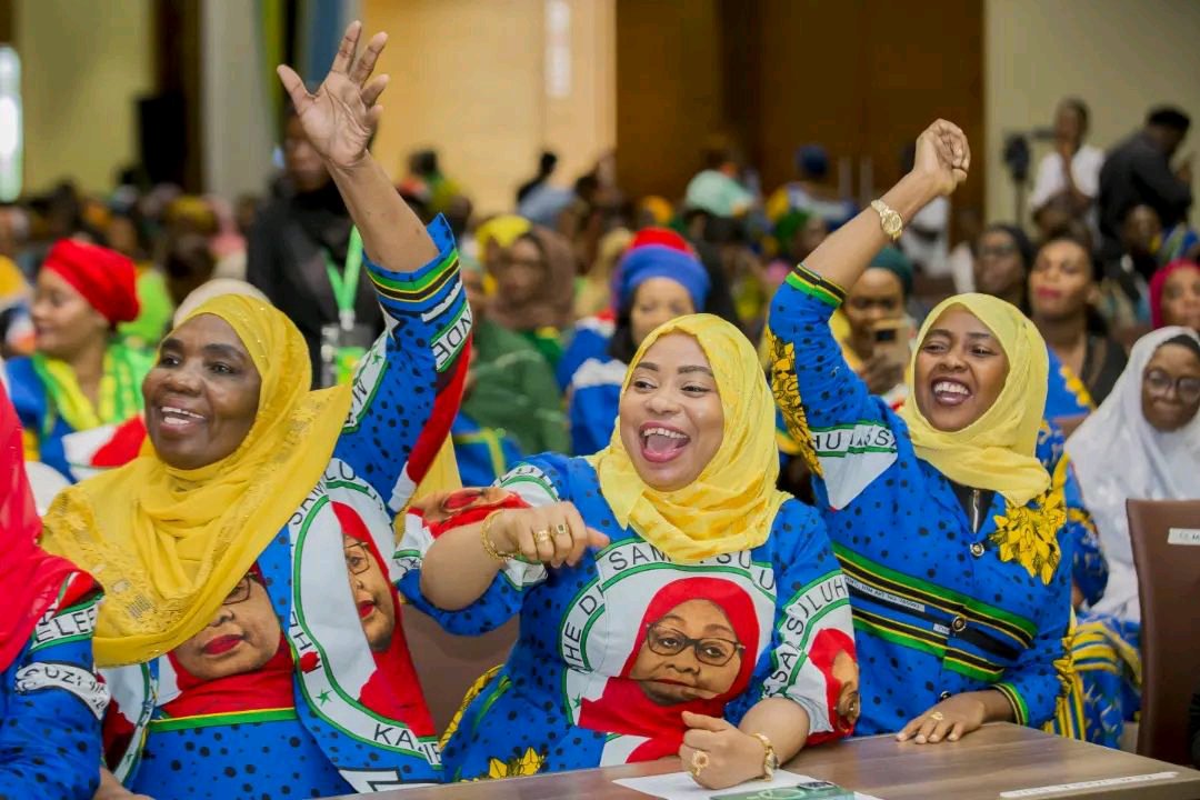 President Hussein Ali Mwinyi President Hussein Ali Mwinyi