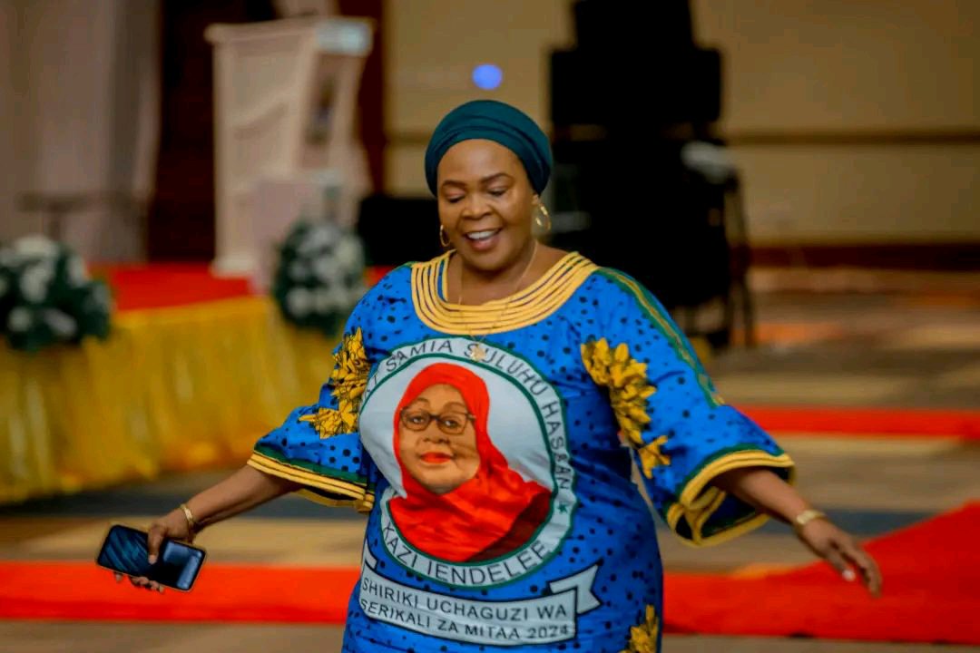 President Hussein Ali Mwinyi President Hussein Ali Mwinyi