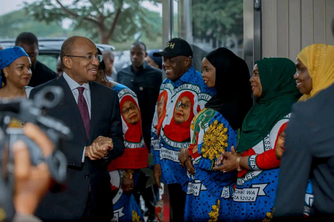 President Hussein Ali Mwinyi President Hussein Ali Mwinyi