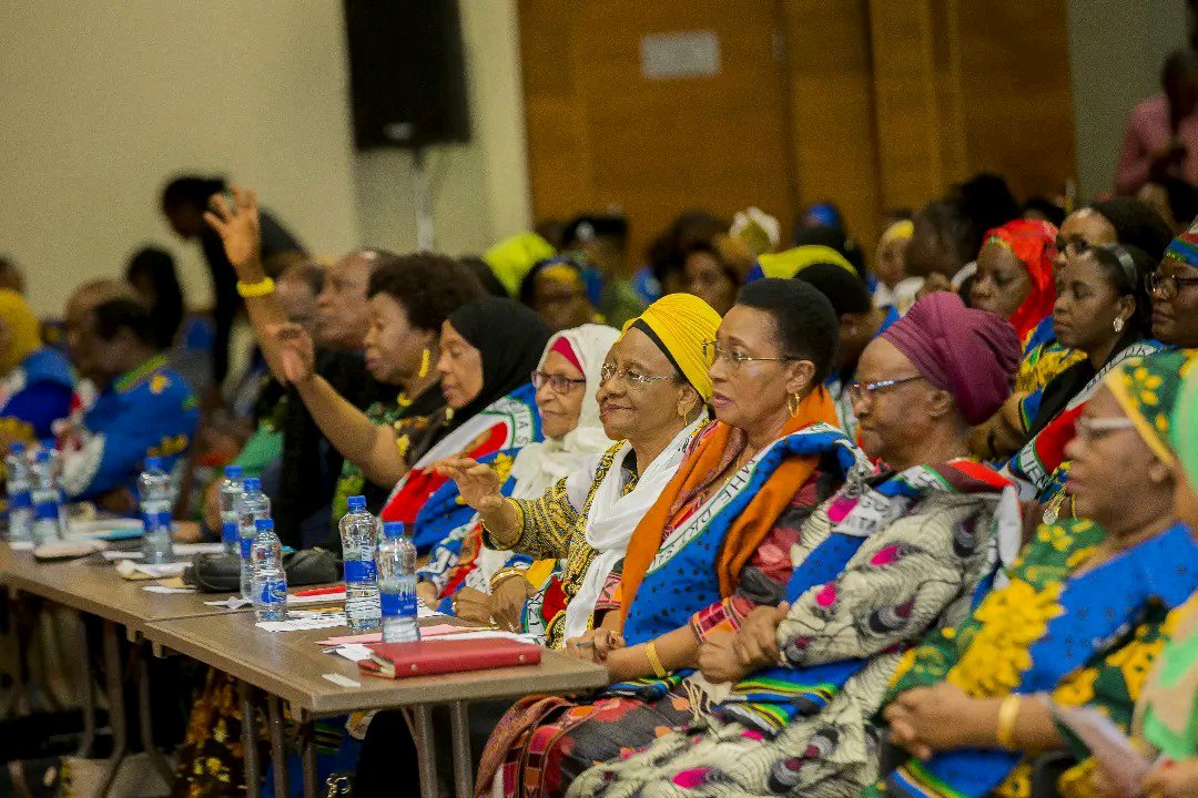 President Hussein Ali Mwinyi President Hussein Ali Mwinyi