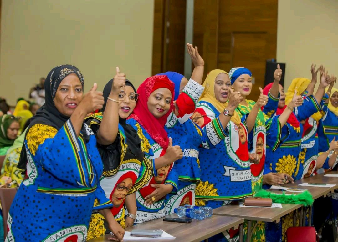 President Hussein Ali Mwinyi President Hussein Ali Mwinyi