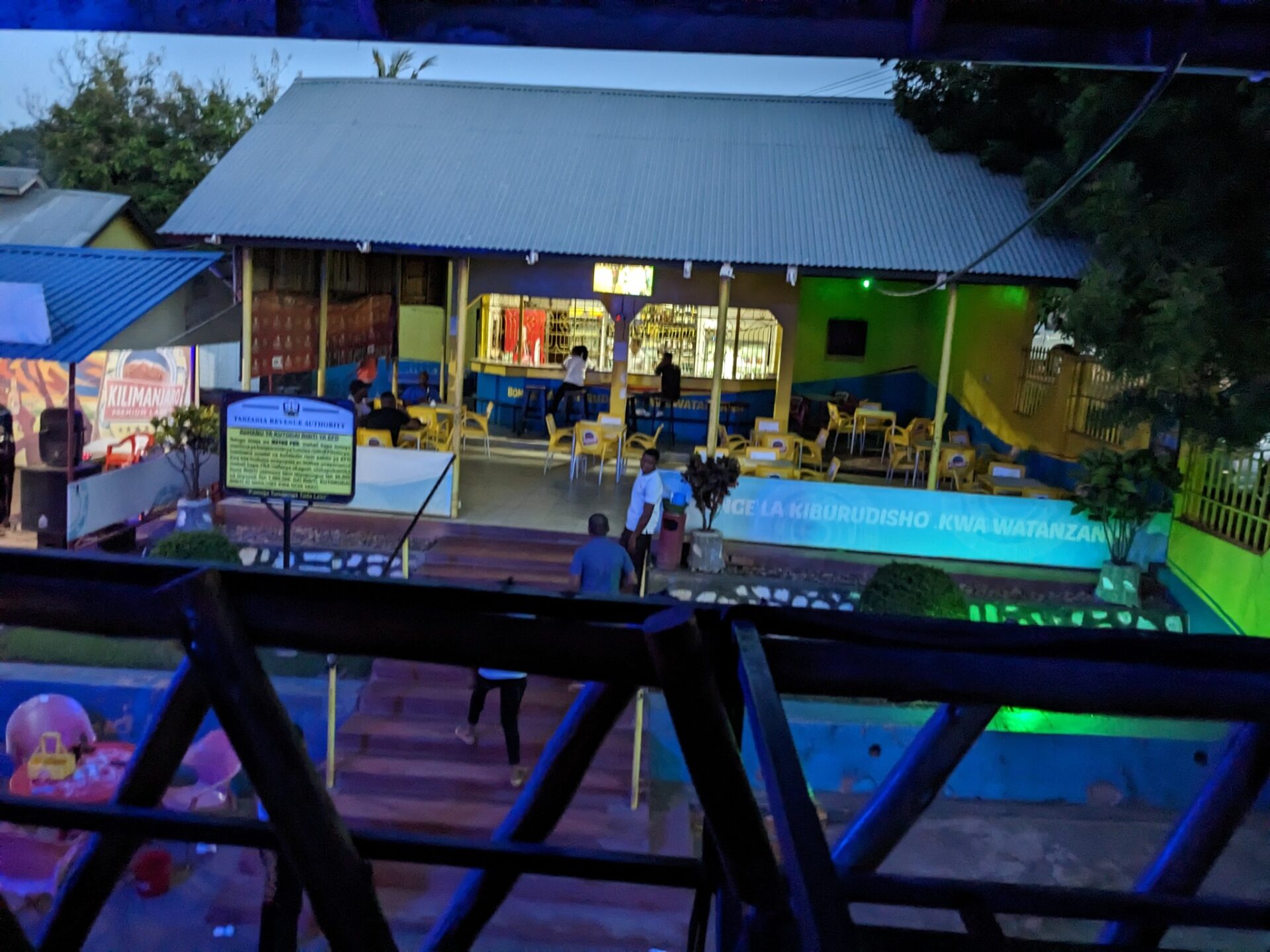 Informal Traders in Tanzania Informal Traders in Tanzania